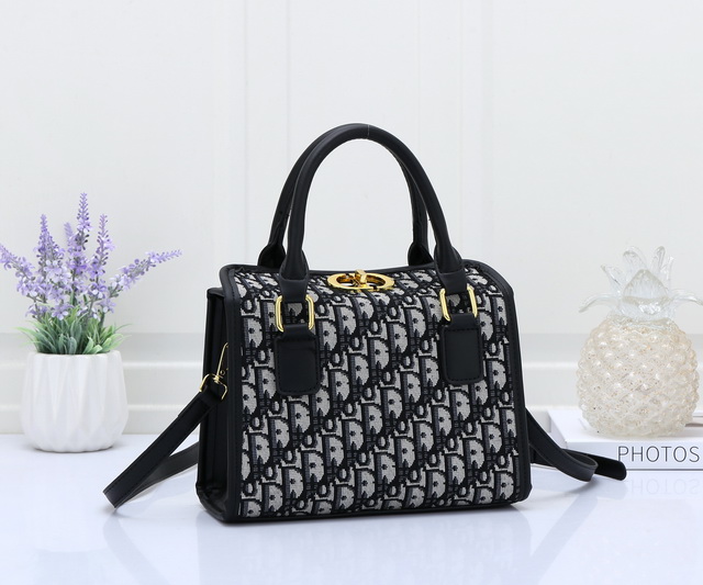 DlOR Handbags 083 [Cheap DlOR Handbags 83]